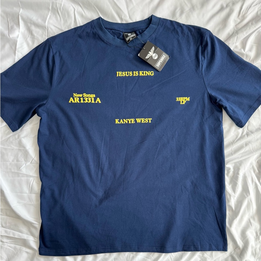Jesus Is King” Sunday Service Tour Tee – Size L (New with Tags)